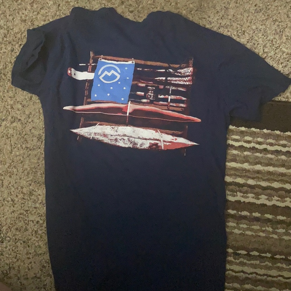 Men’s small shirt